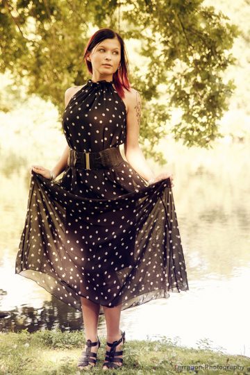 Outdoorshooting in the Park only with Available Light