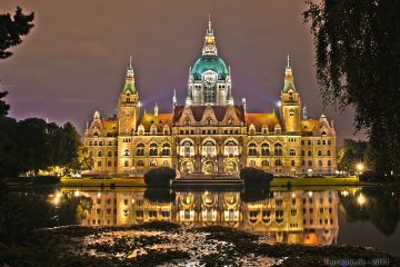 Hannover at Night by Terragon.de